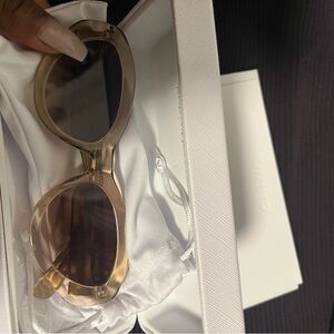 Ivory/neutral Chimi sunglasses